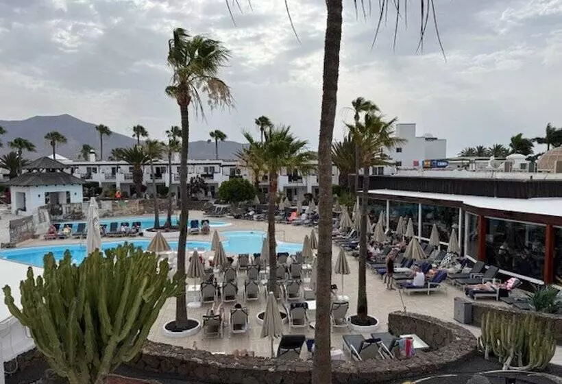 호텔 H10 White Suites