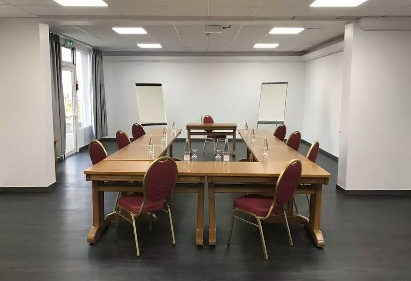 酒店 Hôtel Restaurant Kyriad Direct Dijon Nord Zenith Toison D Or