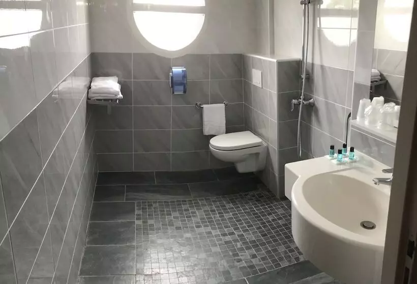 酒店 Hôtel Restaurant Kyriad Direct Dijon Nord Zenith Toison D Or