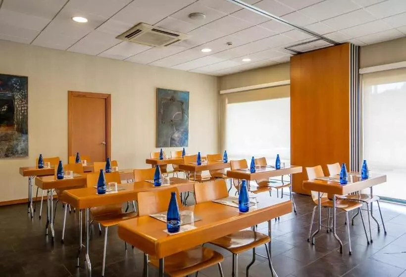 酒店 Posadas De Espana Pinto