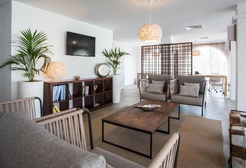 Insotel Tarida Beach Resort & Spa