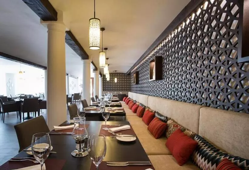 Insotel Tarida Beach Resort & Spa