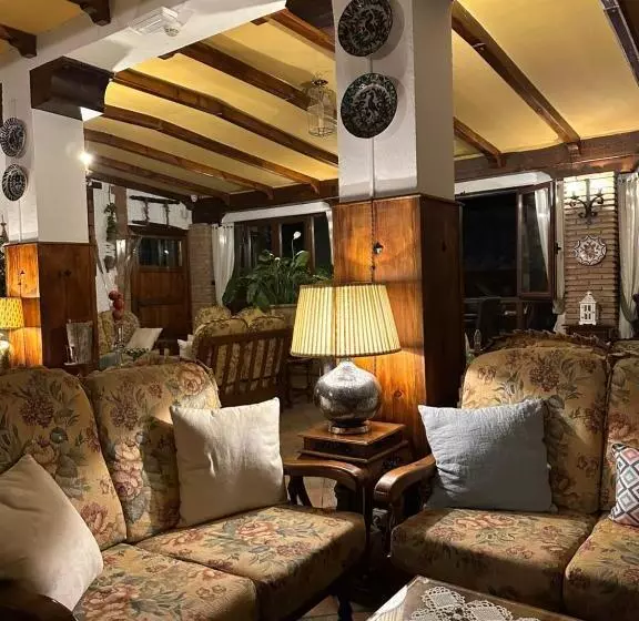 Rural Convento Santa Maria De La Sierra