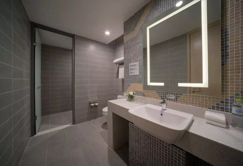 ホテル Holiday Inn Express Qingdao Innovation Park, An Ihg