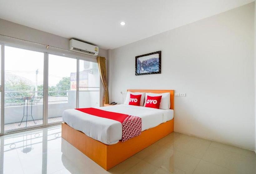 호텔 Oyo 689 Treeyapat Place