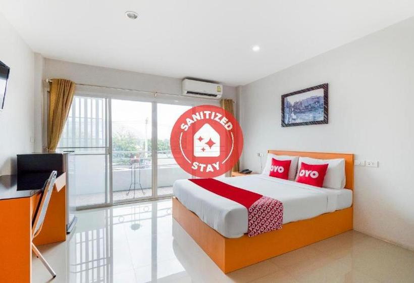 호텔 Oyo 689 Treeyapat Place