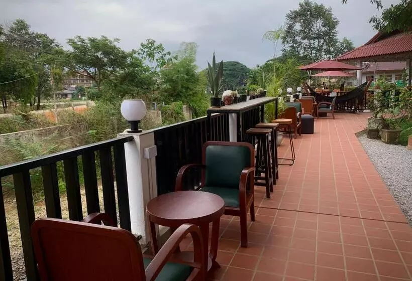 Majatalo River View Villas
