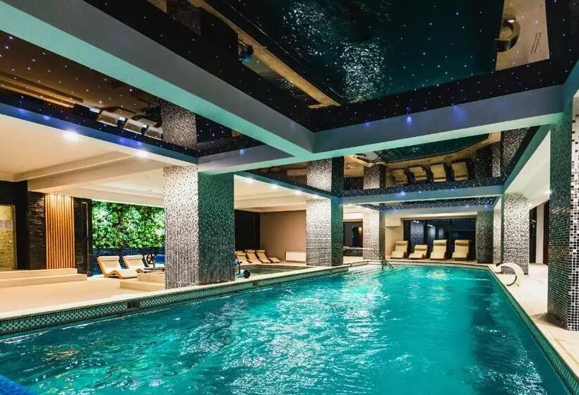 Lomakeskus Carpat Inn