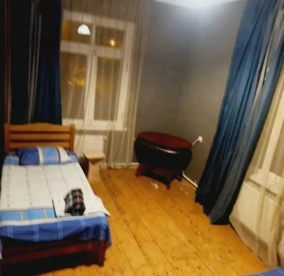 تختخواب و صبحانه Rest For You   отдых для тебя