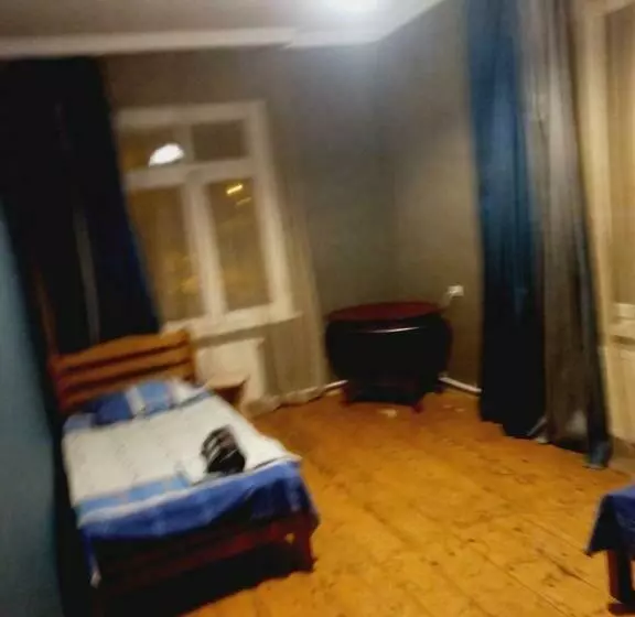 تختخواب و صبحانه Rest For You   отдых для тебя