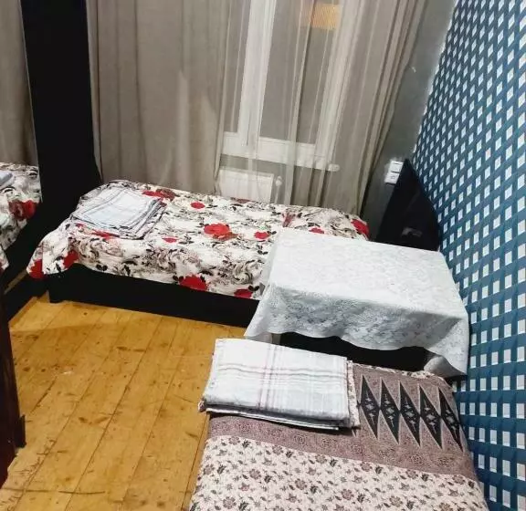 تختخواب و صبحانه Rest For You   отдых для тебя