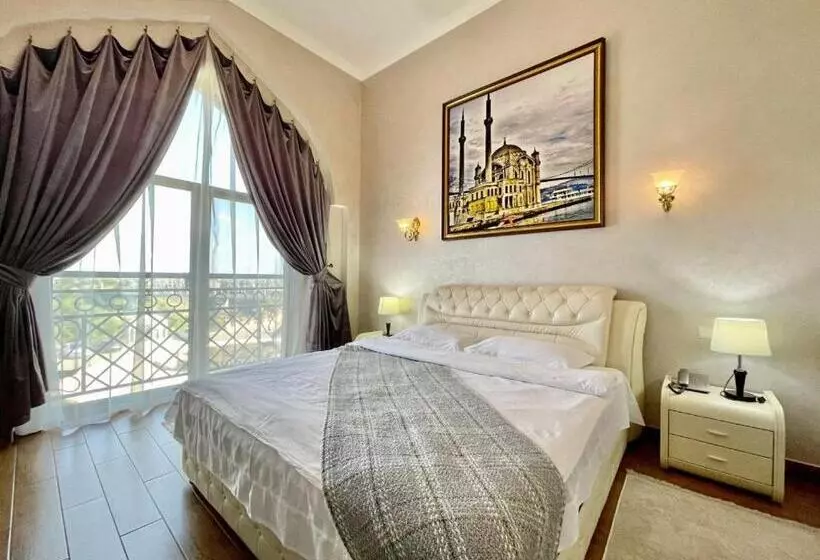 هتل старый бастион