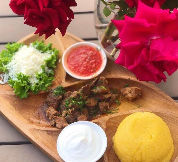 هتل старый бастион