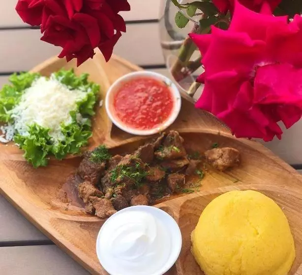 هتل старый бастион