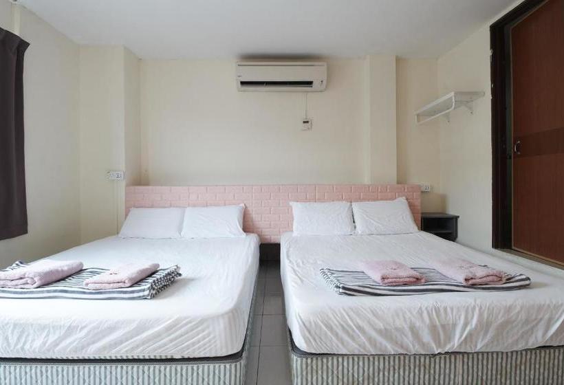 فندق Bangi Budget