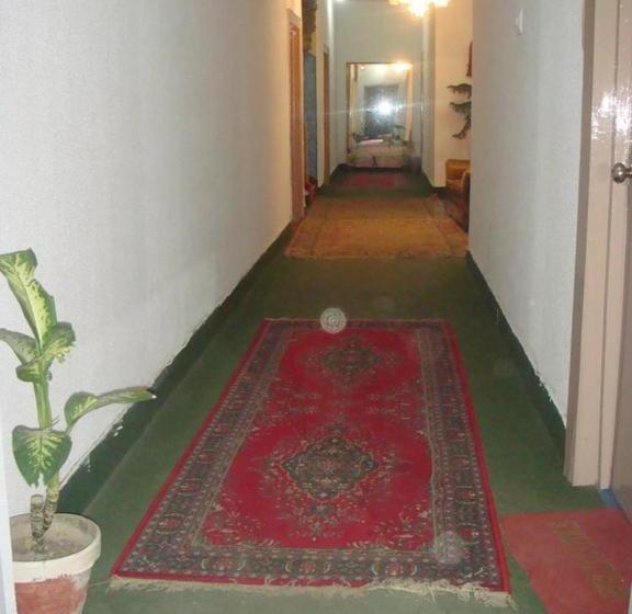 هتل Sunrise Guest House Multan