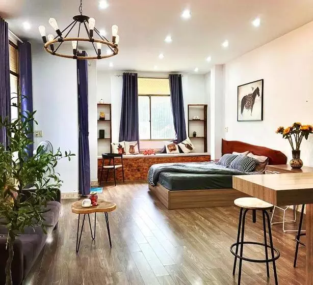 پانسیون Emerald Boutique Stay