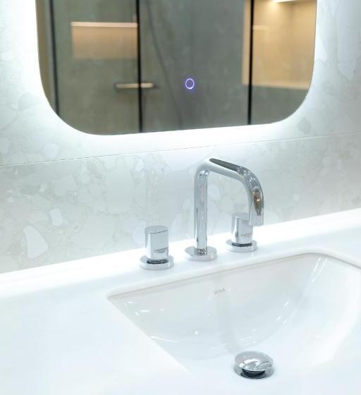 Amsterdam Hotel Aktobe