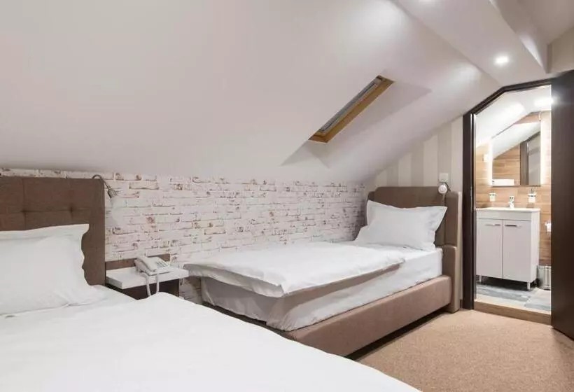 هاستل Centrum Sobe Rooms čačak