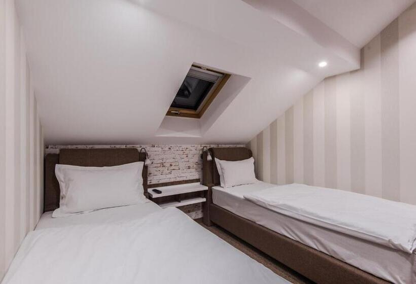 هاستل Centrum Sobe Rooms čačak