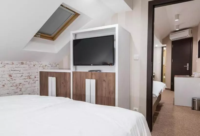 هاستل Centrum Sobe Rooms čačak