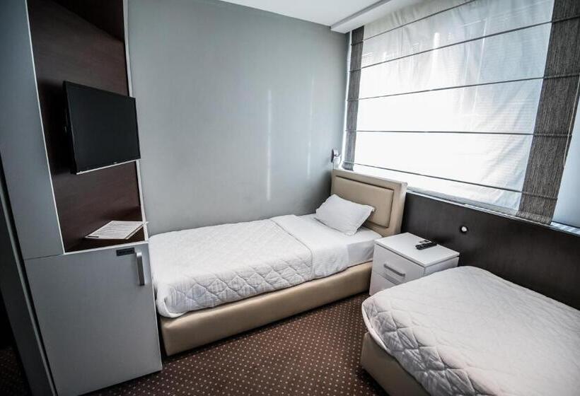 هاستل Centrum Sobe Rooms čačak