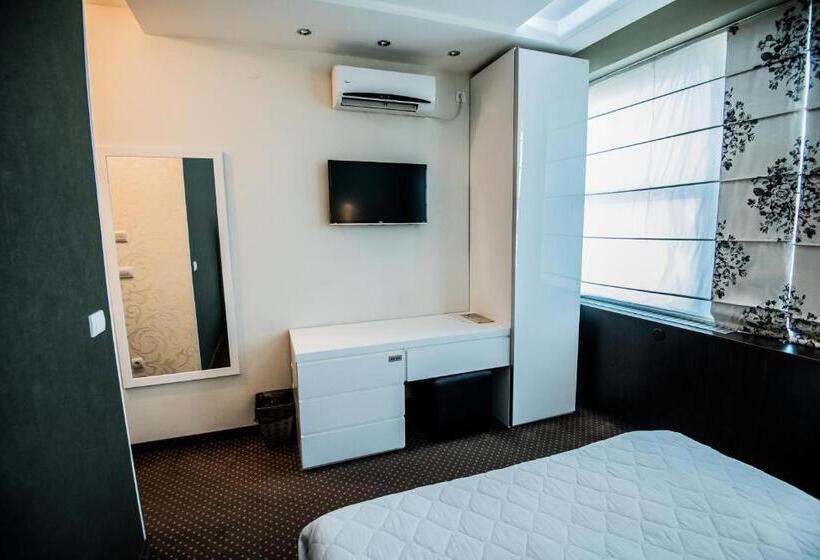هاستل Centrum Sobe Rooms čačak