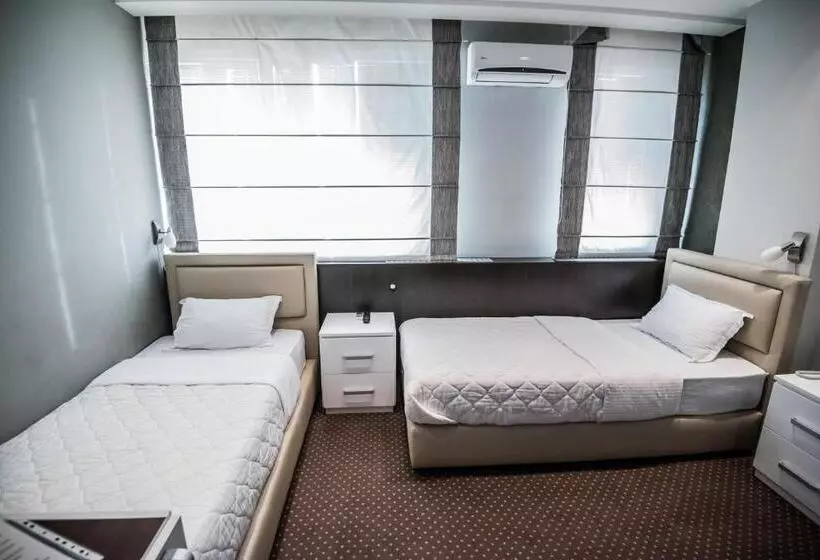 هاستل Centrum Sobe Rooms čačak