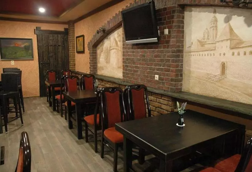 Motelli гостинний двір