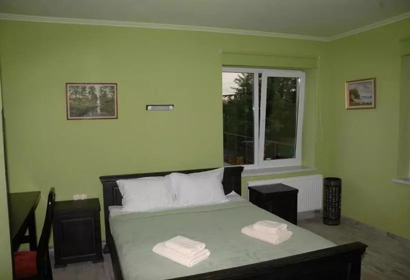 Motelli гостинний двір