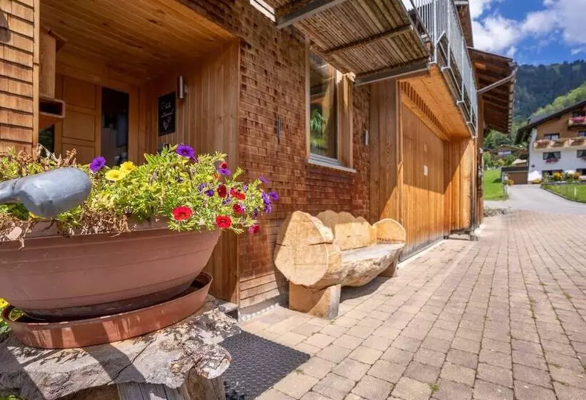 ペンション Forsthaus Schoppernau