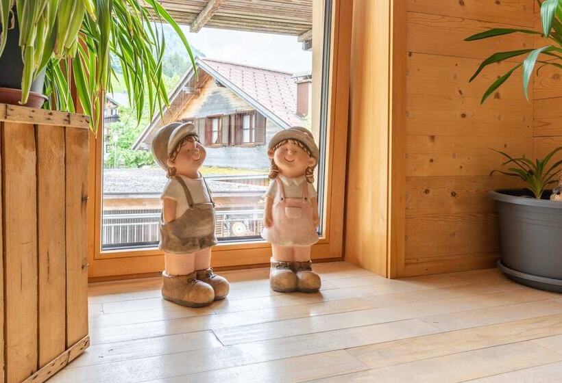 پانسیون Forsthaus Schoppernau