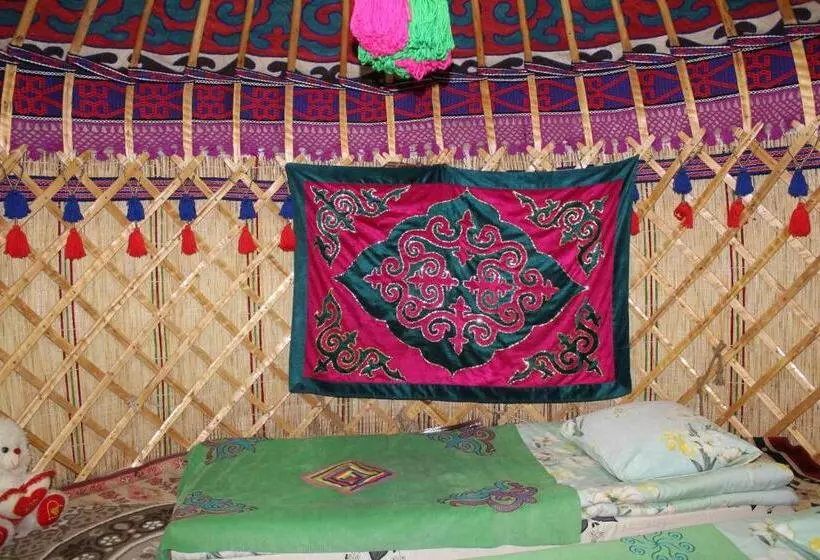 پانسیون Guest House Emily