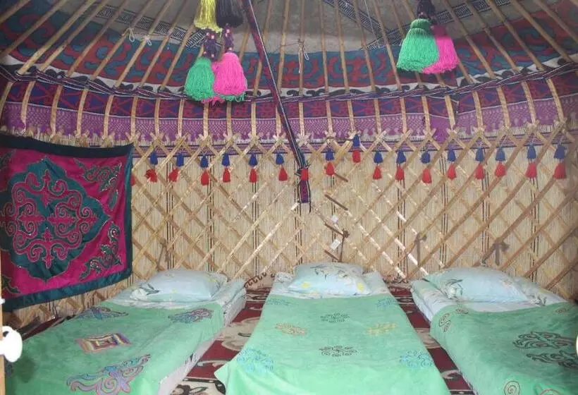 پانسیون Guest House Emily