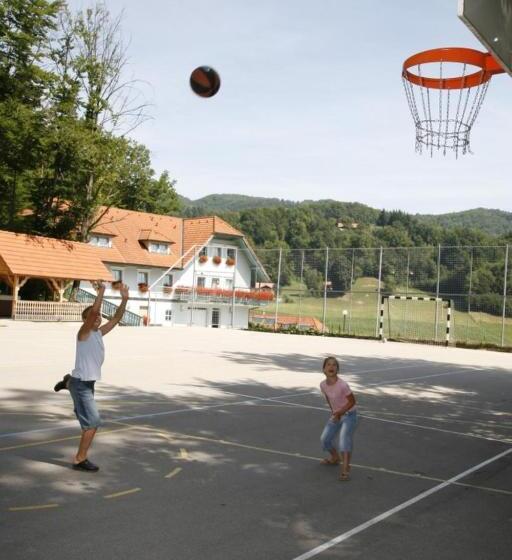 پانسیون Guesthouse Haler