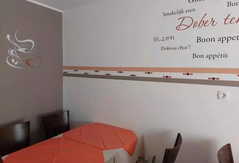 پانسیون Guesthouse Ob Sotočju Budič