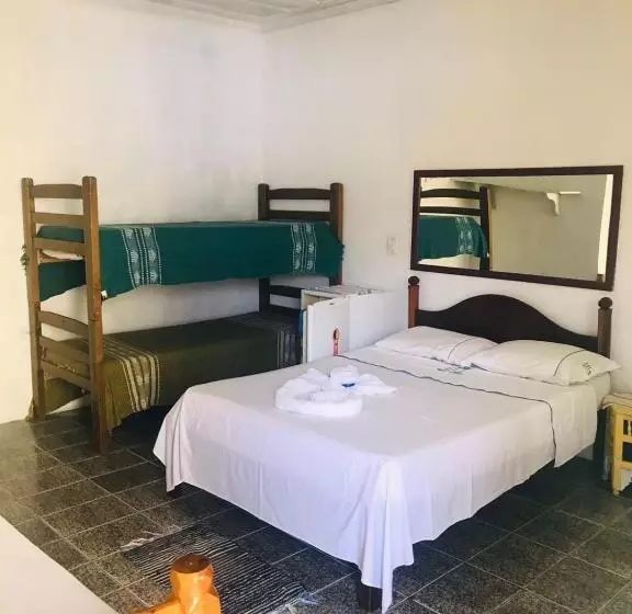 ペンション Pousada Florescer