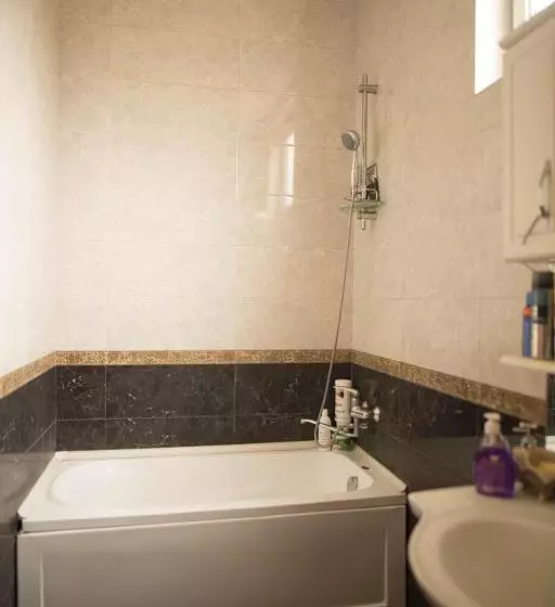 پانسیون When In Tbilisi