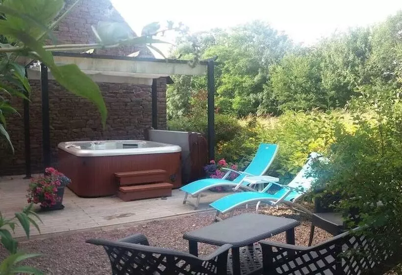 ペンション Chambres D Hotes La Revaudiere