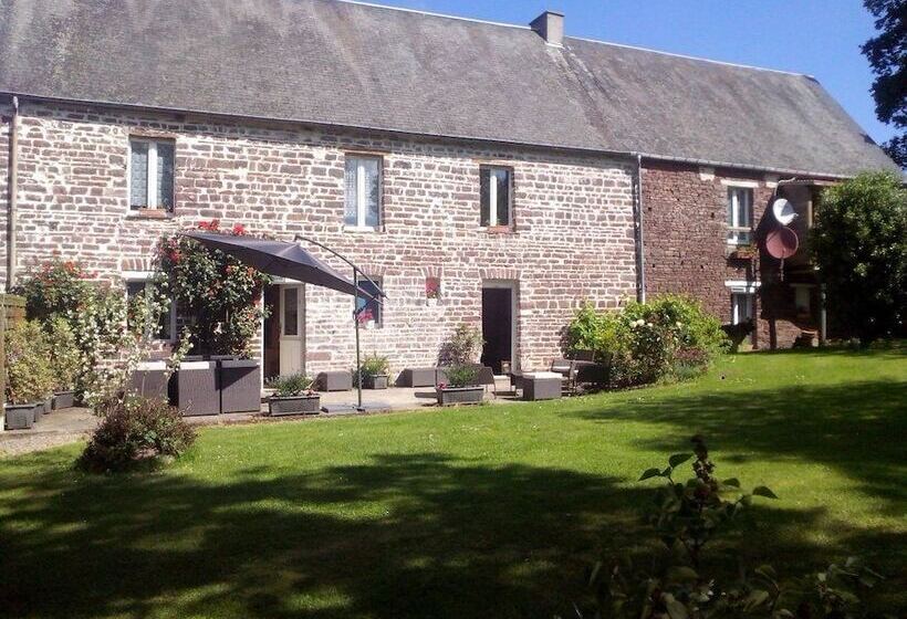 Pension Chambres D Hotes La Revaudiere