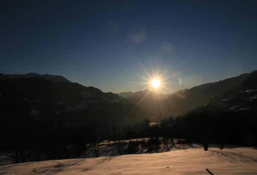 تختخواب و صبحانه Les Marm Hôtes