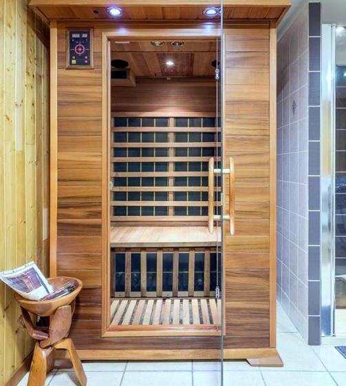 تختخواب و صبحانه Les Marm Hôtes