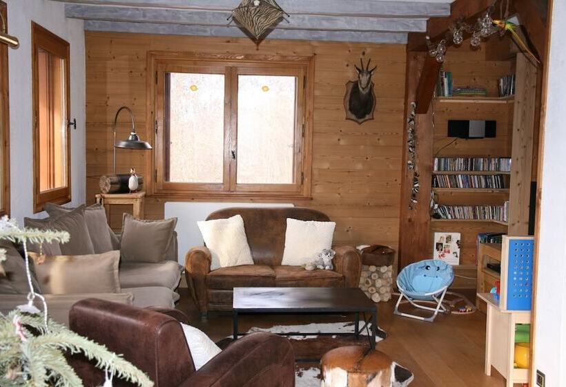 تختخواب و صبحانه Les Marm Hôtes