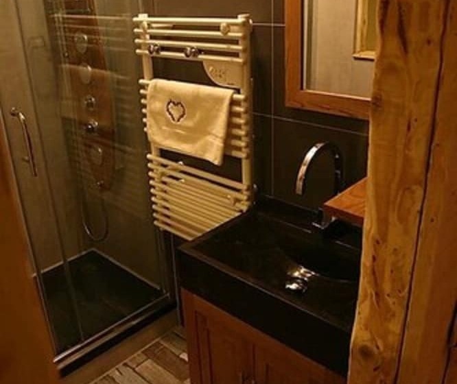 تختخواب و صبحانه Les Marm Hôtes