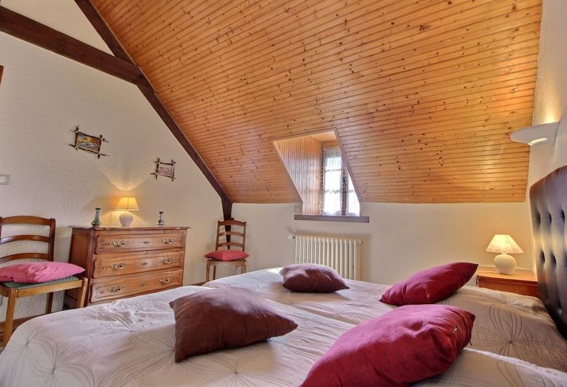 Gîte Les Roseaux Proche De Dinan