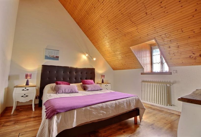 Gîte Les Roseaux Proche De Dinan