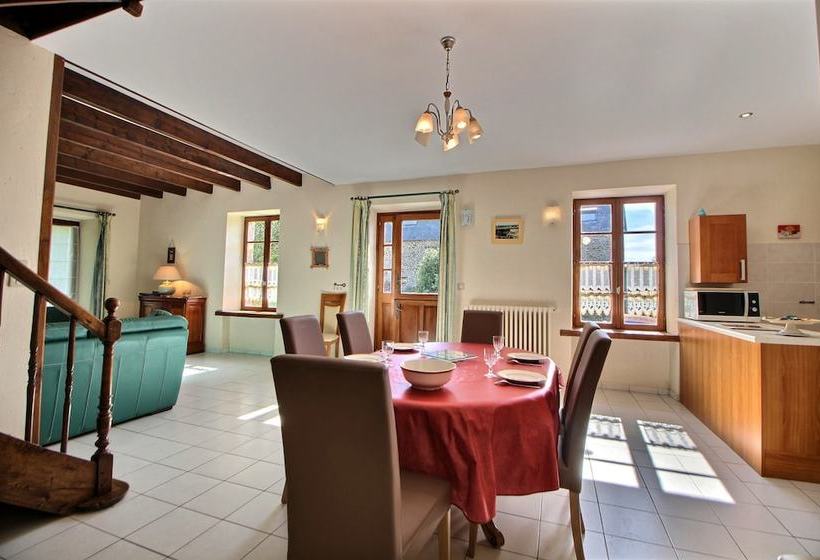 Gîte Les Roseaux Proche De Dinan