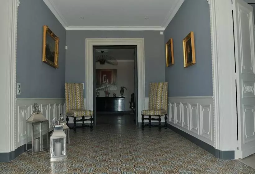 ペンション Château De La Bousquetarie