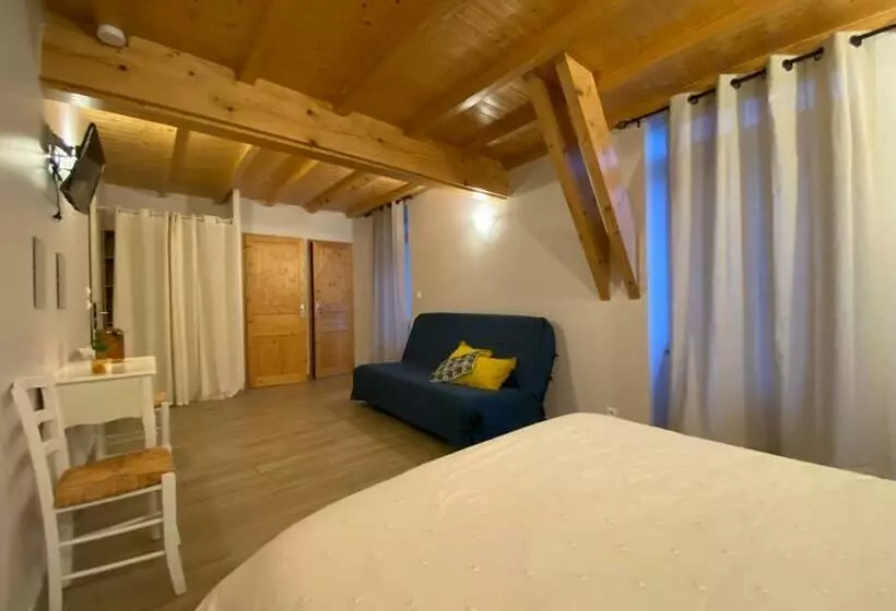 Aamiaismajoitus (B&B) Le Cocon De Curson Chambre D Hôtes