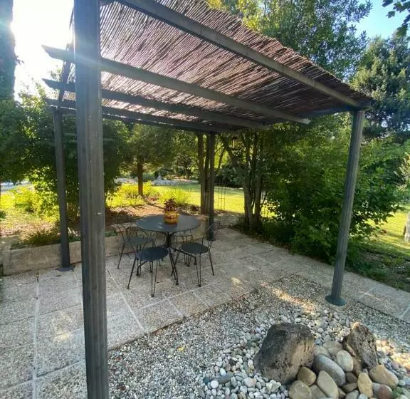 Aamiaismajoitus (B&B) Le Cocon De Curson Chambre D Hôtes